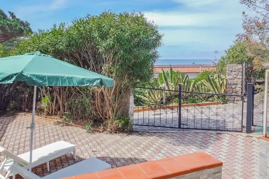 Il Nido Villa Palazzo  0*, Palazzo (Livorno) Italy